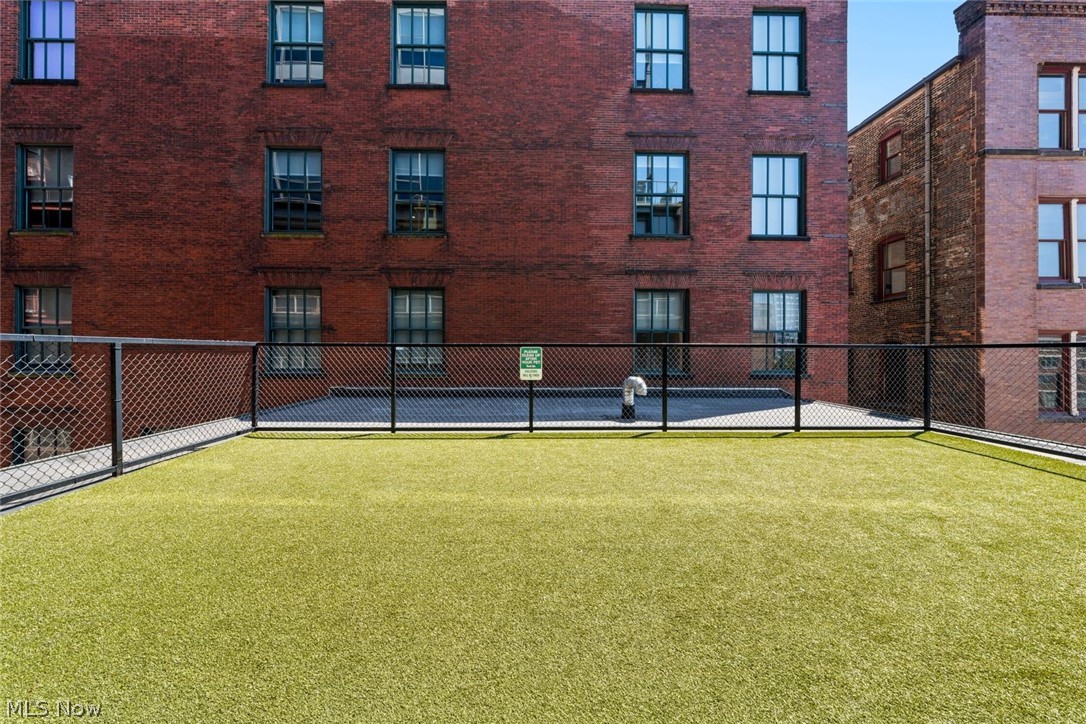 The Pinnacle - Residential