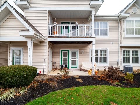 22576 Lenox Drive, Fairview Park, OH 44126 - #: 5089616
