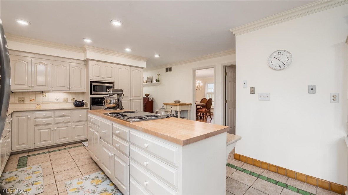 Highland Village - Residential