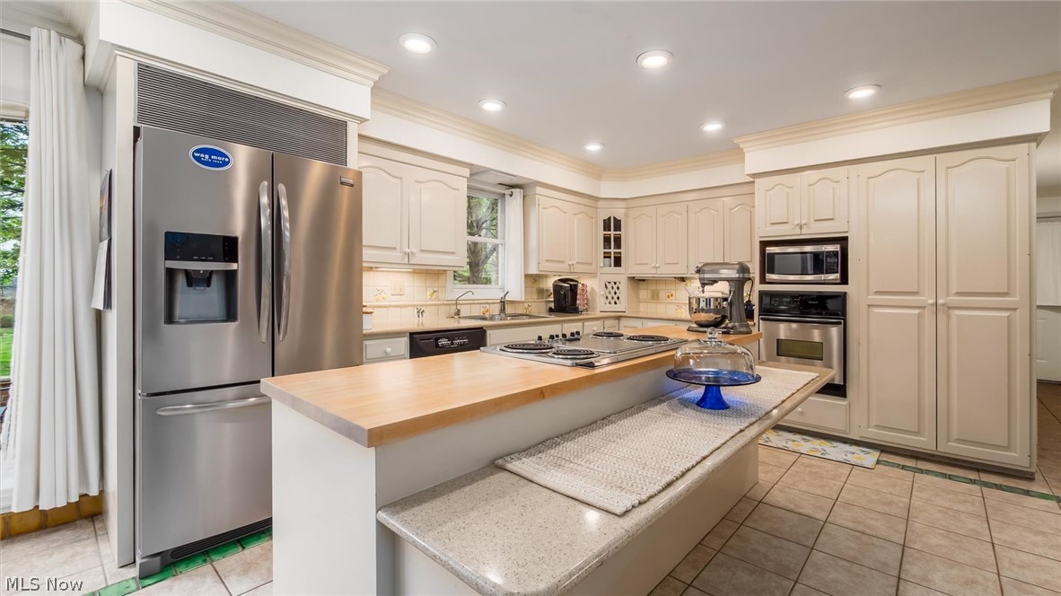 Highland Village - Residential