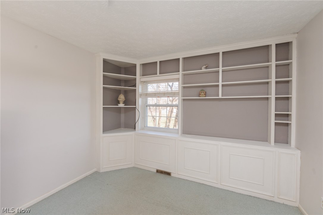 Fox Rest Condo - Residential