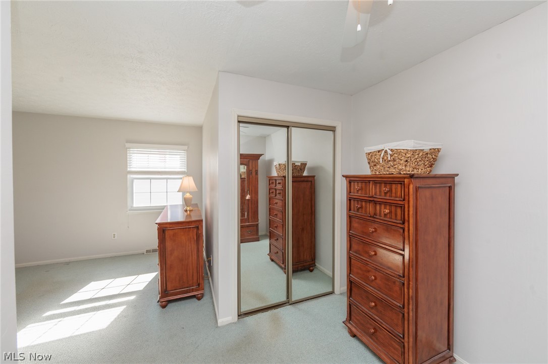 Fox Rest Condo - Residential