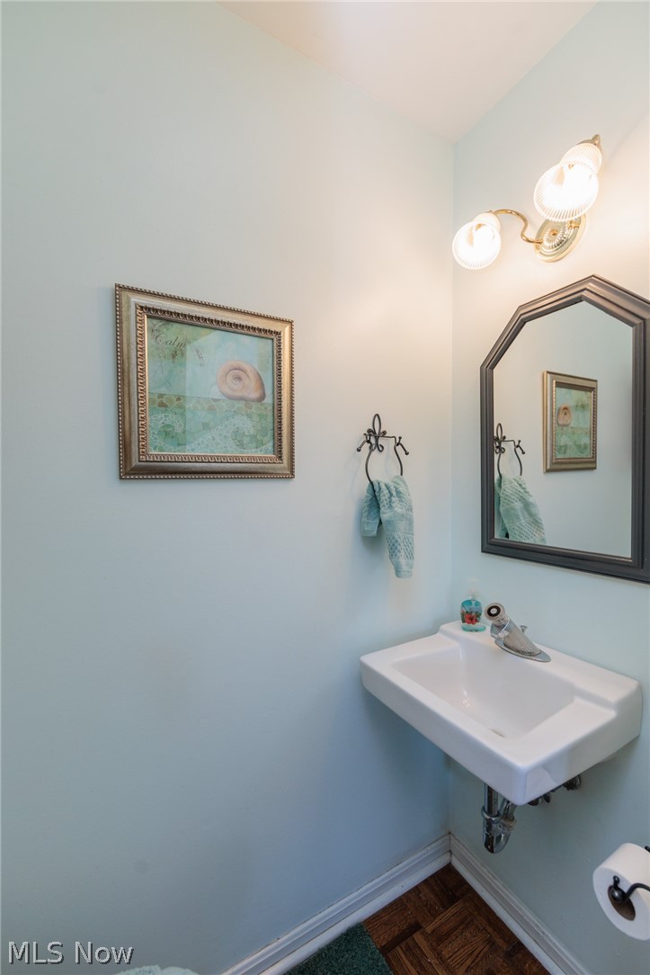 Fox Rest Condo - Residential