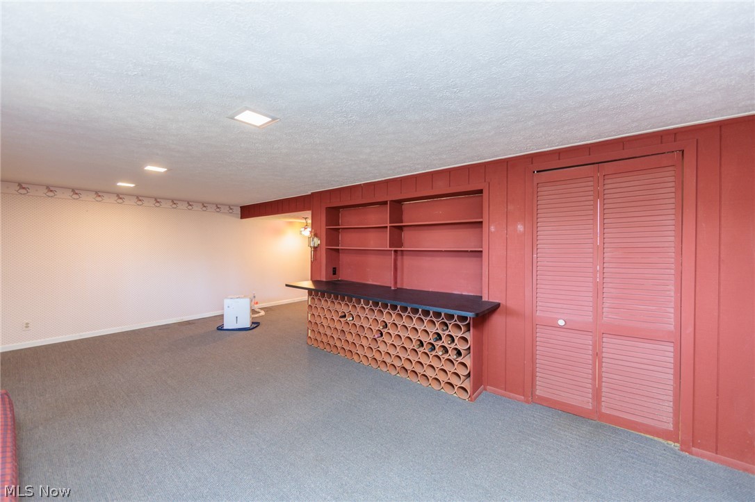 Fox Rest Condo - Residential