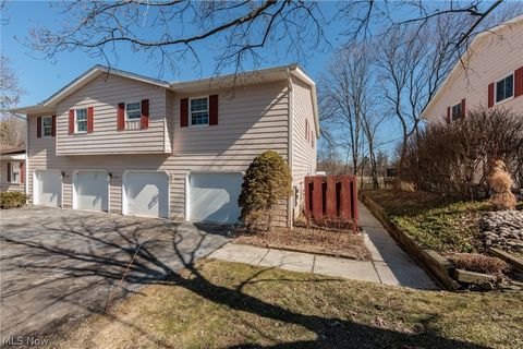 Tiny photo for 8747 Fox Rest Drive, Brecksville, OH 44141 (MLS # 5190369)