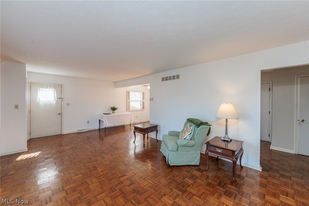 Fox Rest Condo - Residential