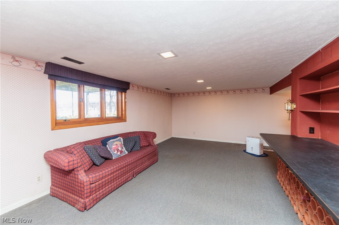 Fox Rest Condo - Residential