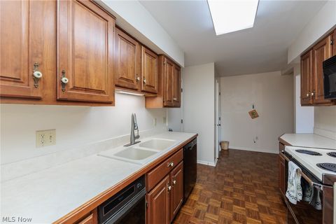 Tiny photo for 8747 Fox Rest Drive, Brecksville, OH 44141 (MLS # 5190369)