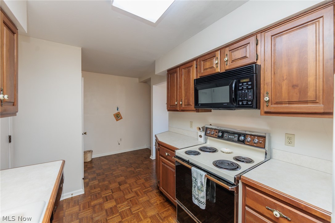 Fox Rest Condo - Residential