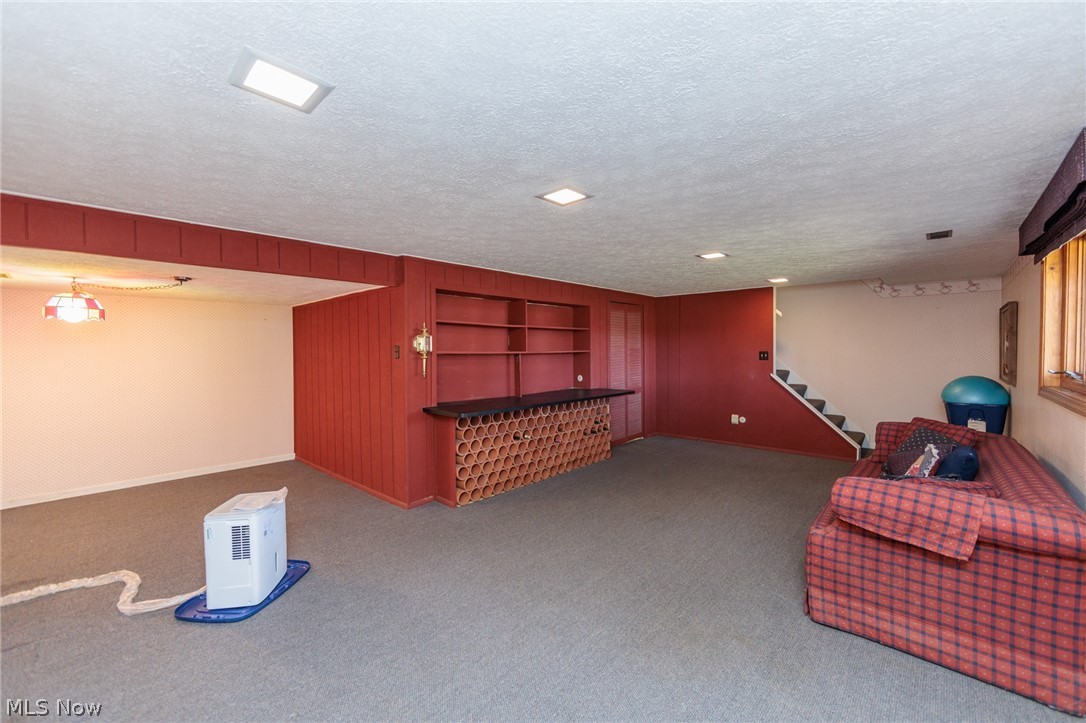 Fox Rest Condo - Residential