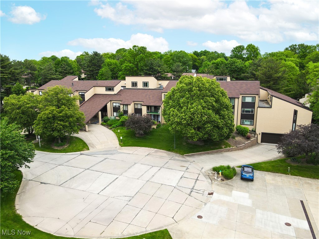 186 Court Drive #201, Fairlawn, Ohio image 47