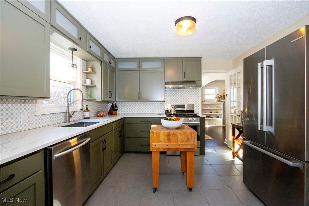 Photo of 205 Ihrig Avenue, Wooster, OH 44691 (MLS # 5176907)