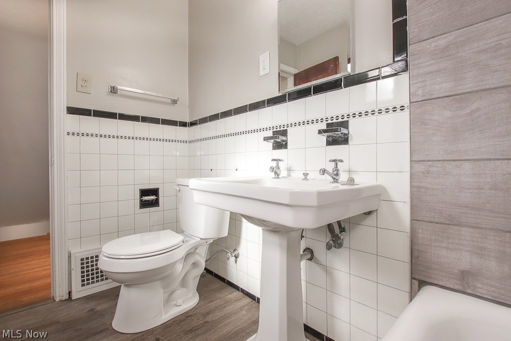 Phillip Raimers Sub 3 - Residential Lease