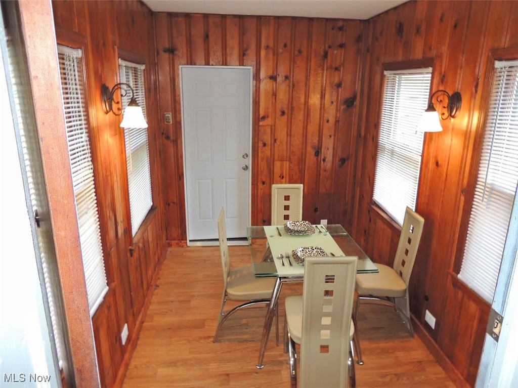 Suburban Land & Hms Companys - Residential