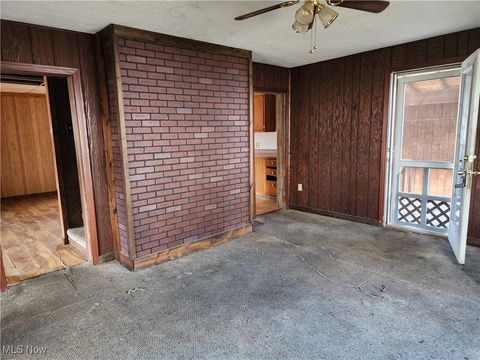 Tiny photo for 167 S Market Street, East Palestine, OH 44413 (MLS # 5163479)