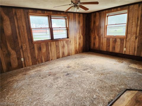 Tiny photo for 167 S Market Street, East Palestine, OH 44413 (MLS # 5163479)