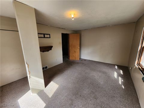 Tiny photo for 167 S Market Street, East Palestine, OH 44413 (MLS # 5163479)