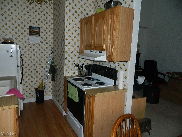 River Oaks Condominiums - Residential