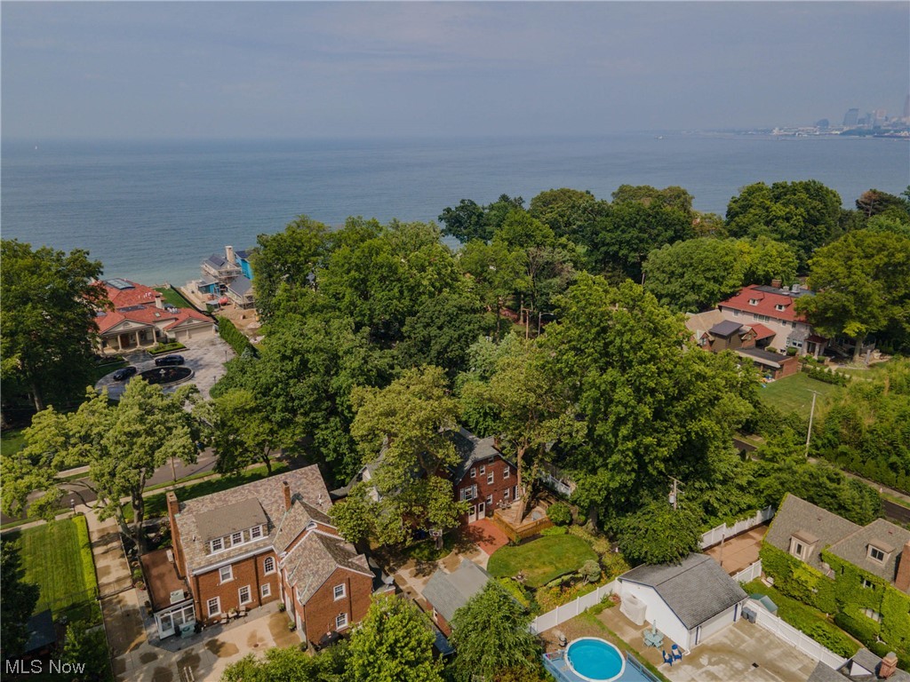 Edgewater Forest Park - Residential
