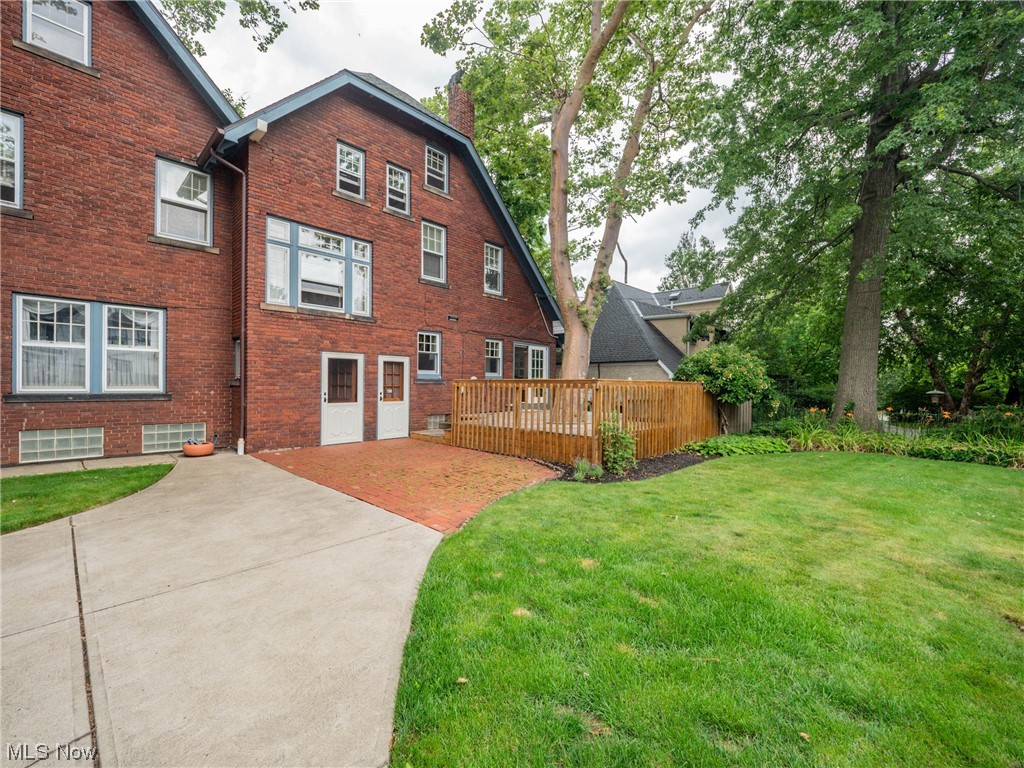 Edgewater Forest Park - Residential