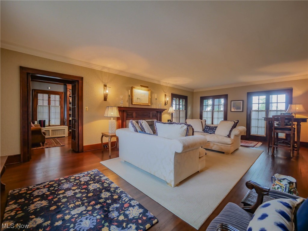 Edgewater Forest Park - Residential