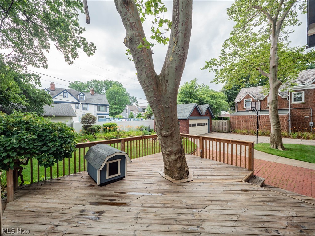 Edgewater Forest Park - Residential