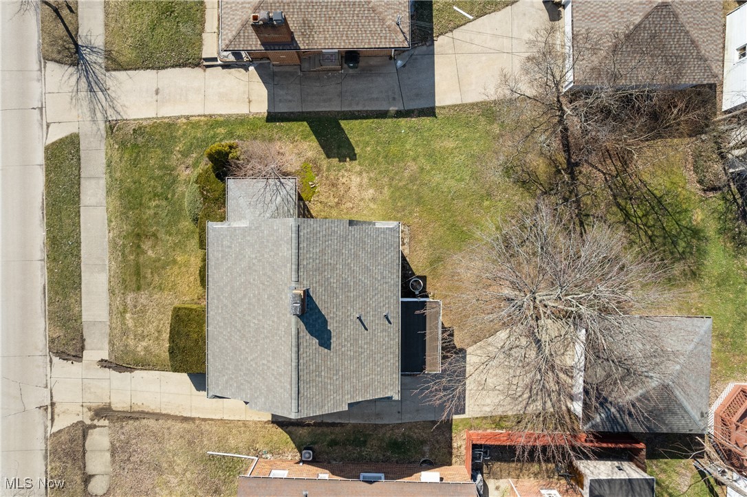 1754 Glenmount Avenue, Akron, Ohio image 37