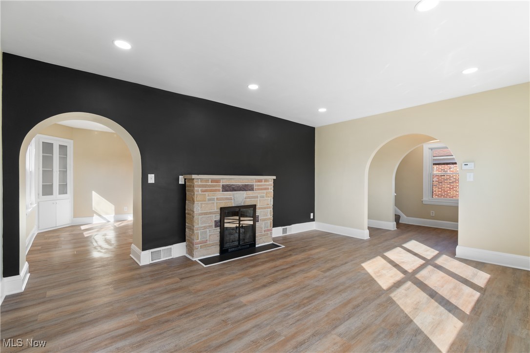 1754 Glenmount Avenue, Akron, Ohio image 8