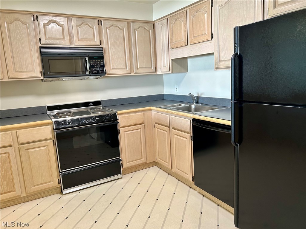 Carrollton Condo - Residential