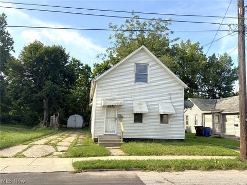 Tiny photo for 4501 Hyde Avenue, Cleveland, OH 44109 (MLS # 5253035)