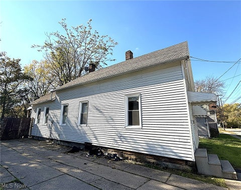 Tiny photo for 4501 Hyde Avenue, Cleveland, OH 44109 (MLS # 5253035)
