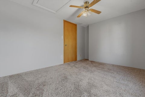 Tiny photo for 419 Poplar Avenue Ave, Williamstown, WV 26187 (MLS # 5240534)