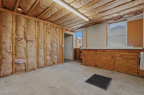 Tiny photo for 419 Poplar Avenue Ave, Williamstown, WV 26187 (MLS # 5240534)