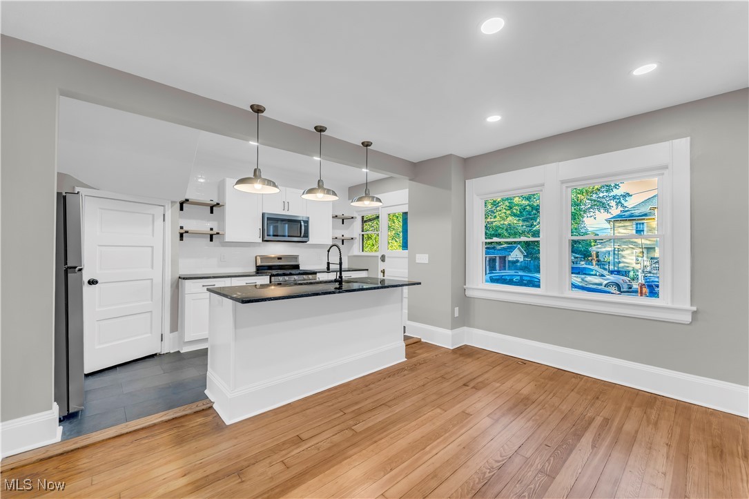 Henry Beach Sub - Residential