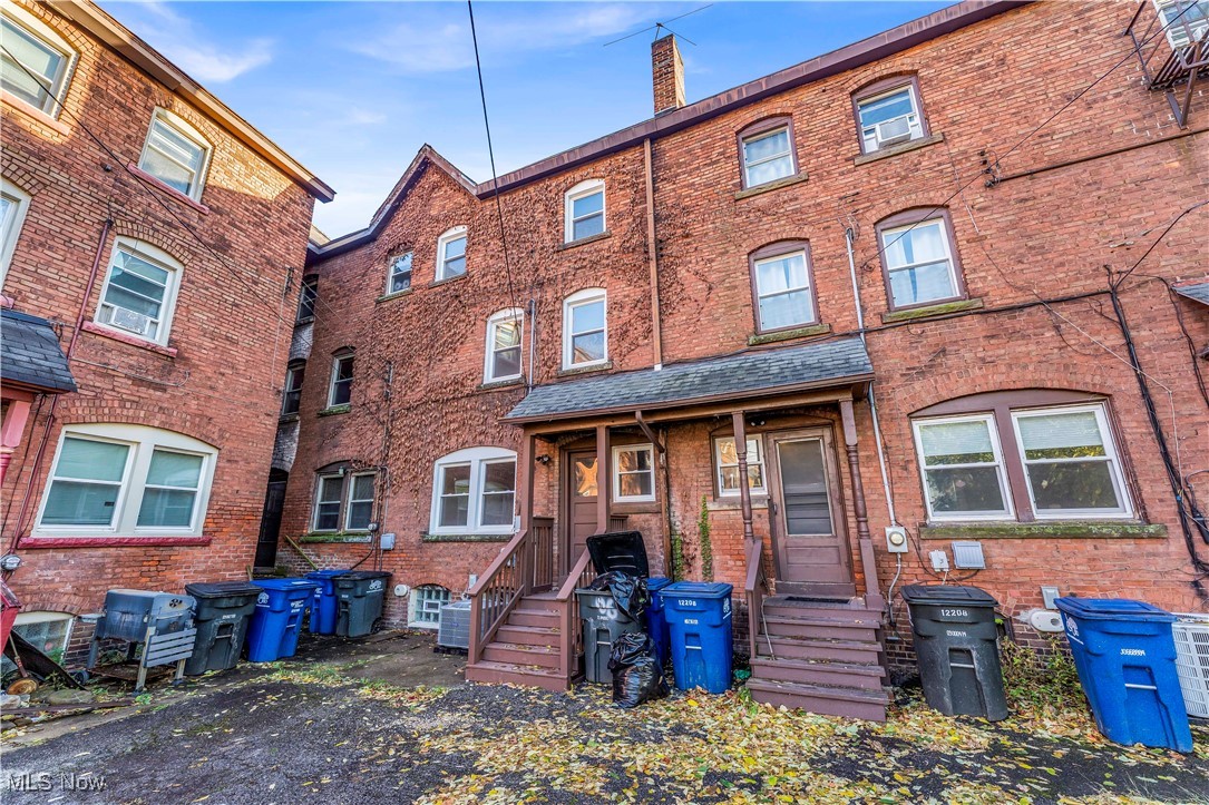 Henry Beach Sub - Residential