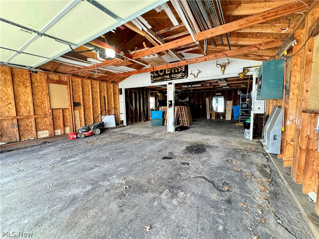 Mahoning Crest - Residential