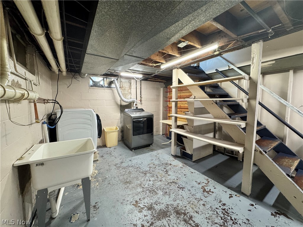 Mahoning Crest - Residential