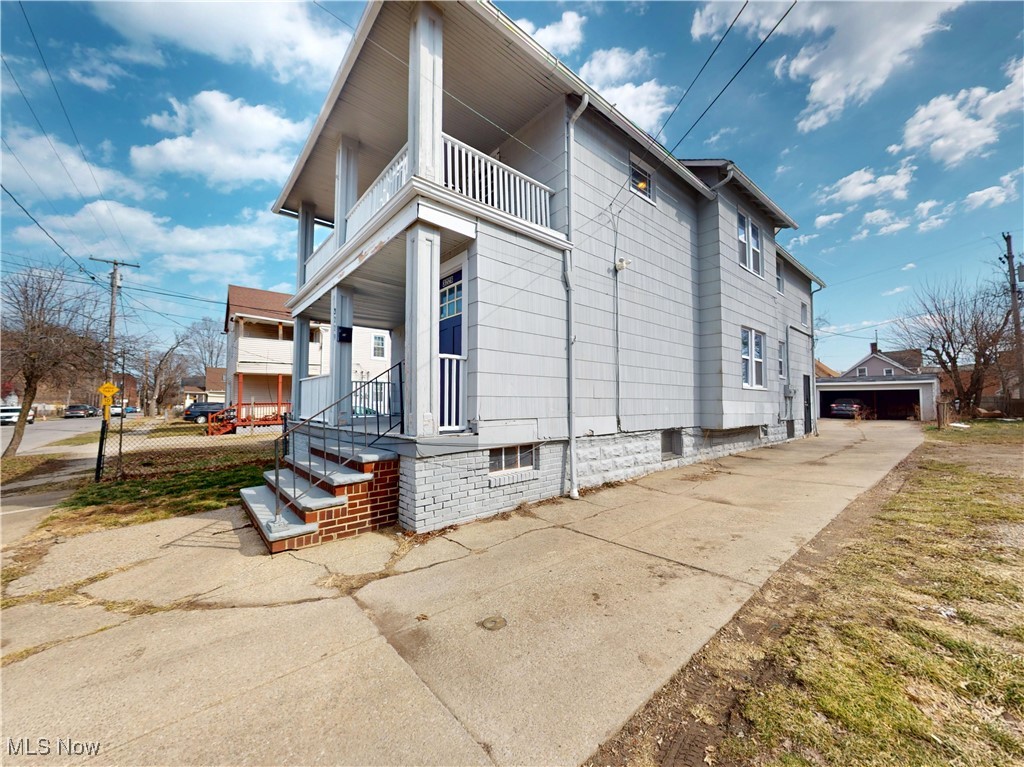 3229 W 32nd Street
