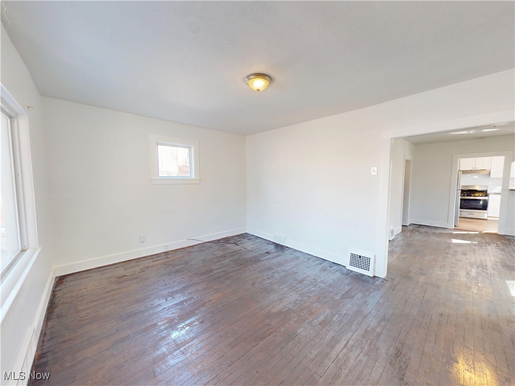 3229 W 32nd Street
