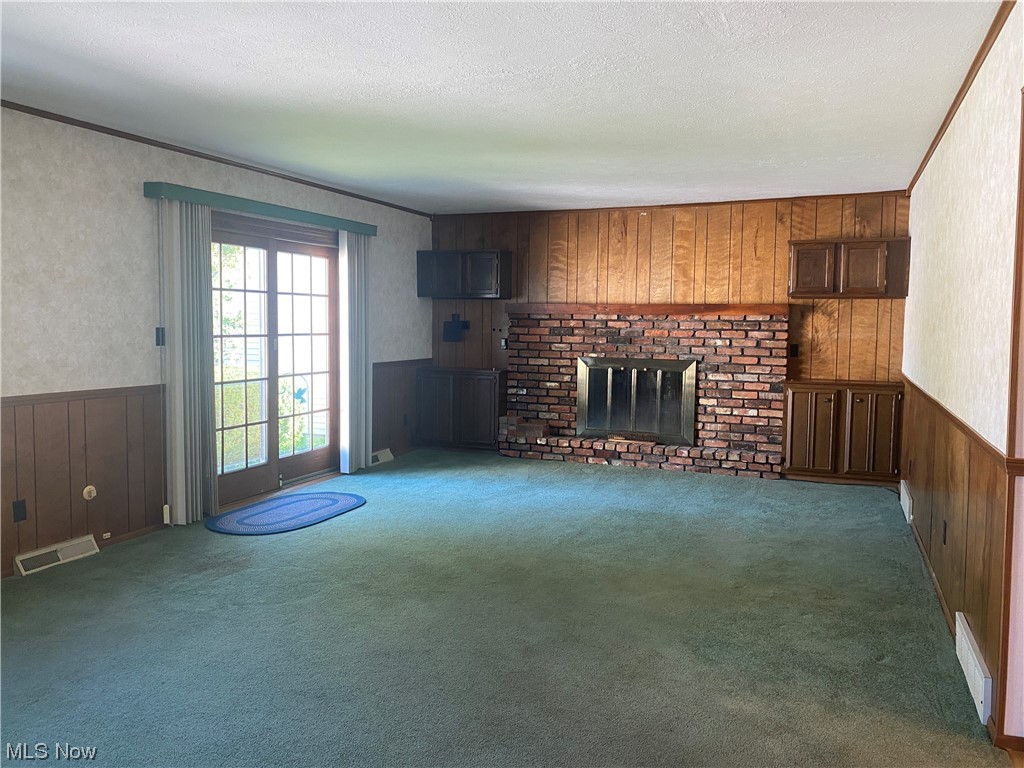 Butternut Heights Sub/B J Luceys - Residential