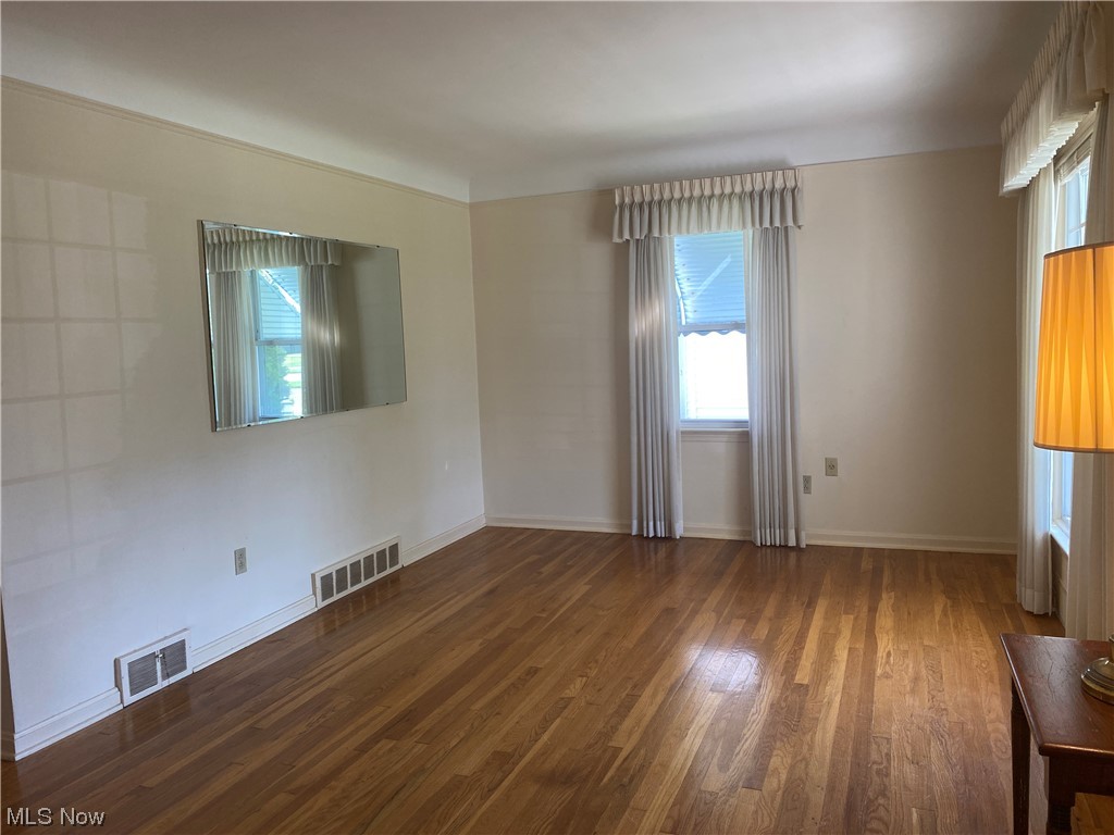 Butternut Heights Sub/B J Luceys - Residential