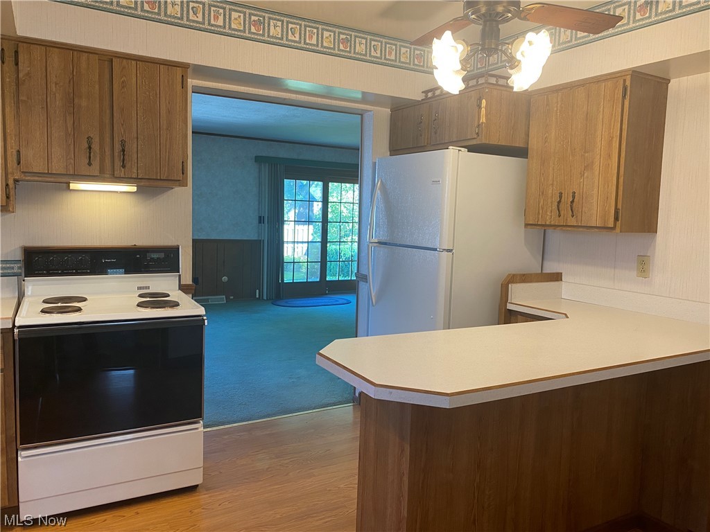 Butternut Heights Sub/B J Luceys - Residential