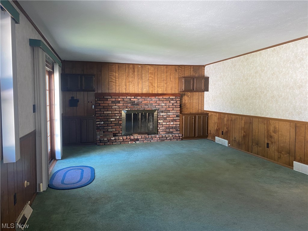 Butternut Heights Sub/B J Luceys - Residential