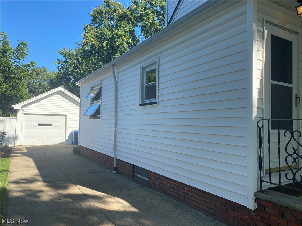 Butternut Heights Sub/B J Luceys - Residential