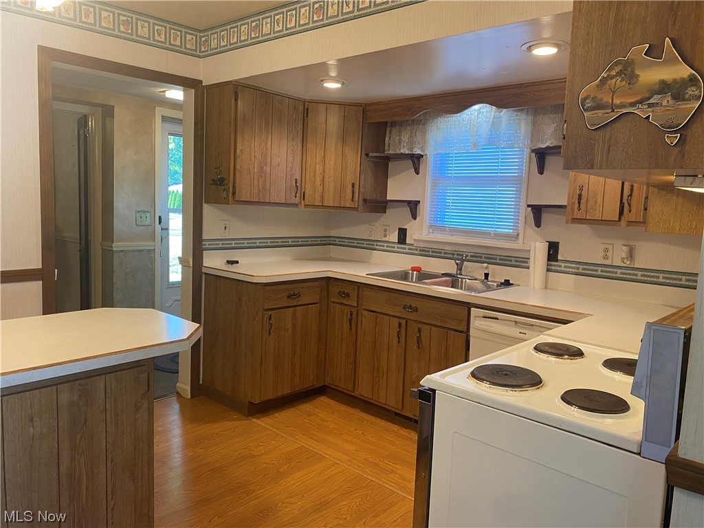 Butternut Heights Sub/B J Luceys - Residential