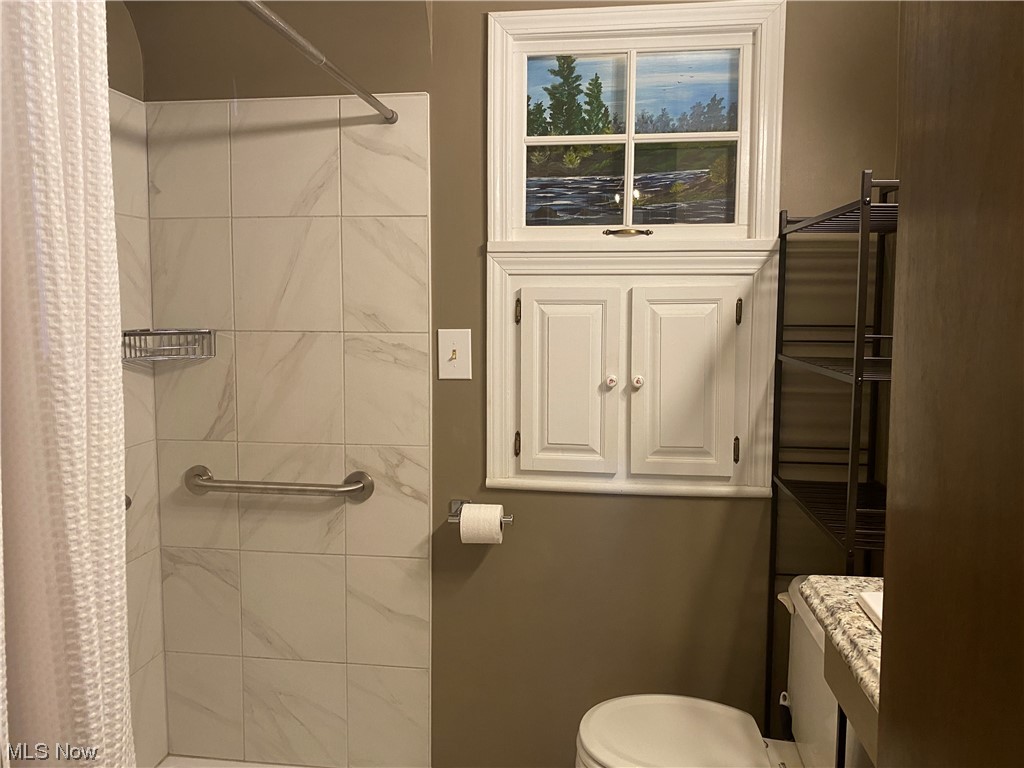 Butternut Heights Sub/B J Luceys - Residential