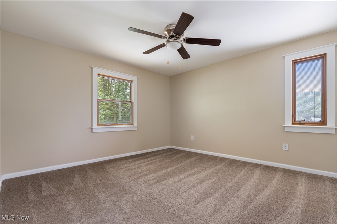 3144 Waynesburg Drive, Canton, Ohio image 29