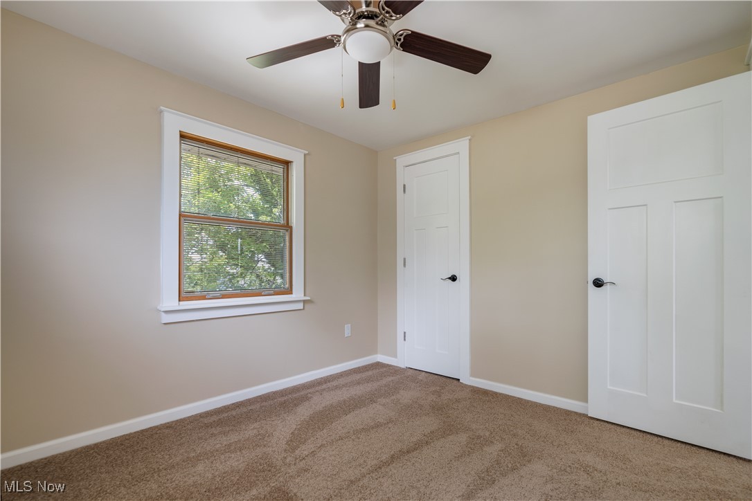 3144 Waynesburg Drive, Canton, Ohio image 28