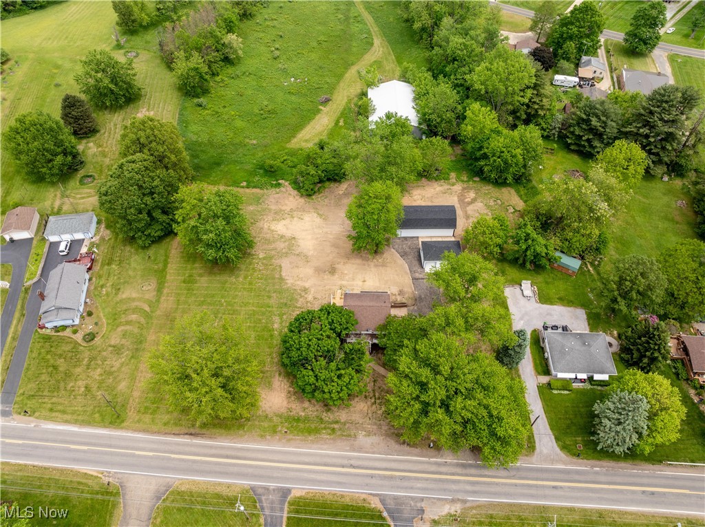 3144 Waynesburg Drive, Canton, Ohio image 45