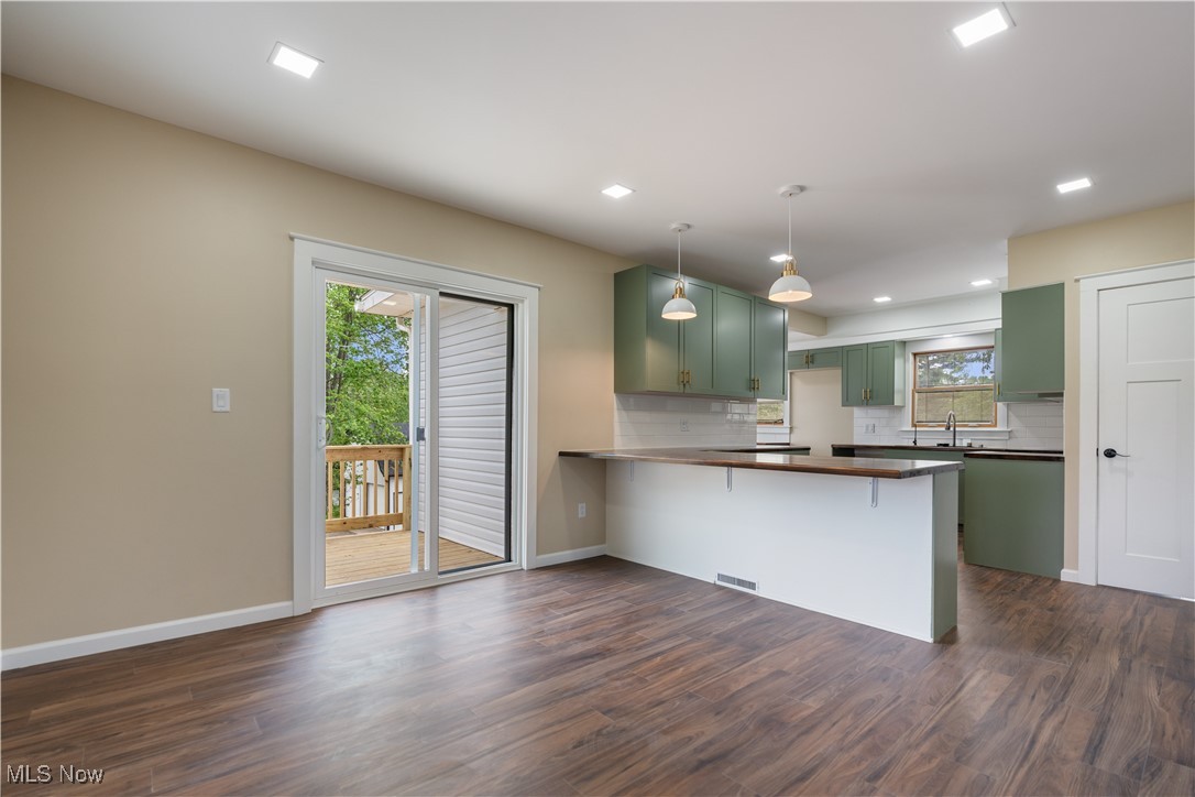 3144 Waynesburg Drive, Canton, Ohio image 16